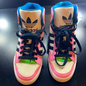 Vintage Adidas Sneakers